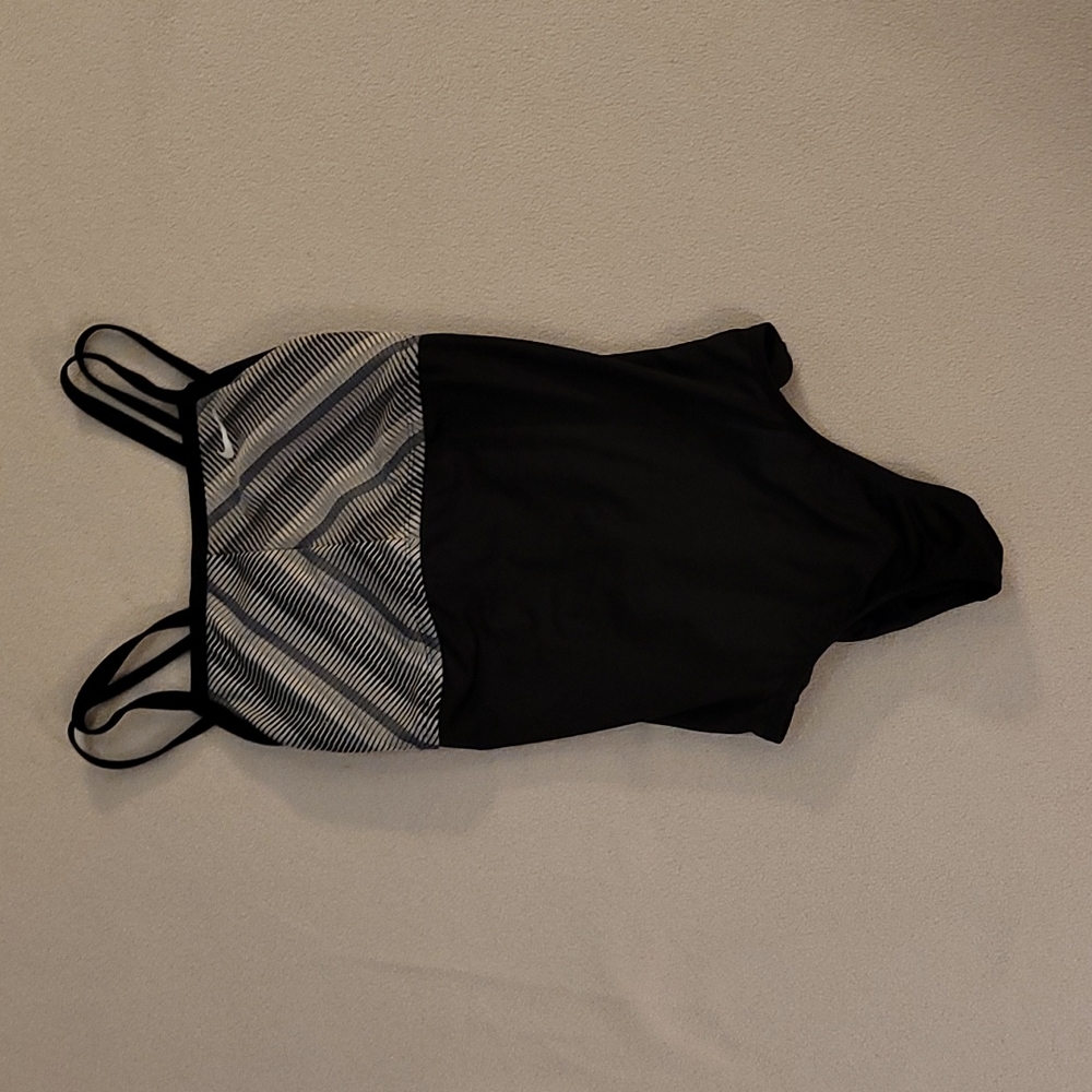 Nike Women's One Pice Swimsuit
